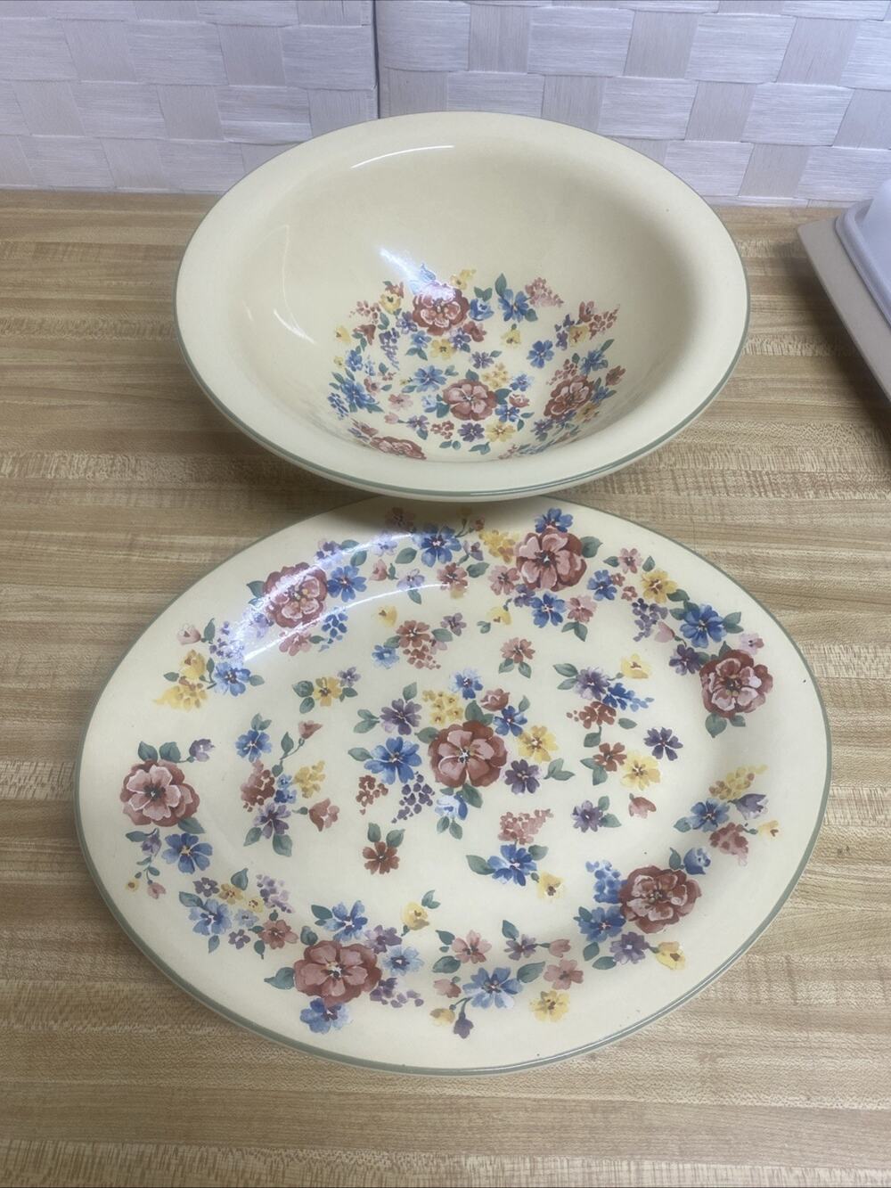 00s Y2K Longaberger Spring Floral Yellow Pottery Serving Bowl And Platter USA